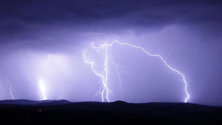 Prevalecerán lluvías y descargas eléctricas en Oaxaca