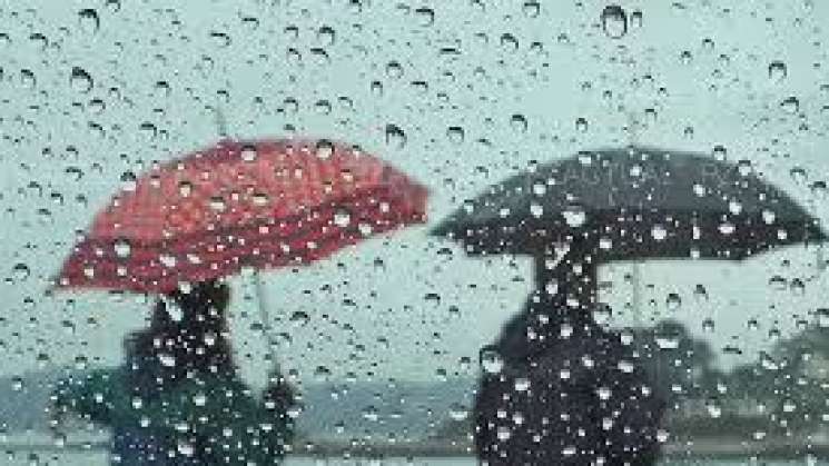 Continúan lluvias con tormentas eléctrica y vientos fuertes