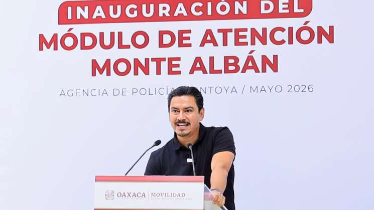 Módulo de SEMOVI en apoyo a la ciudadanía: Ray Chagoya