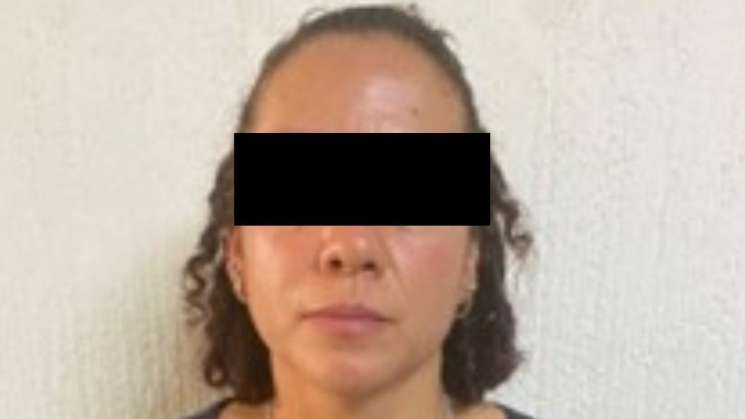 Sentencian a 22 años a madre por prostituir a su hija   
