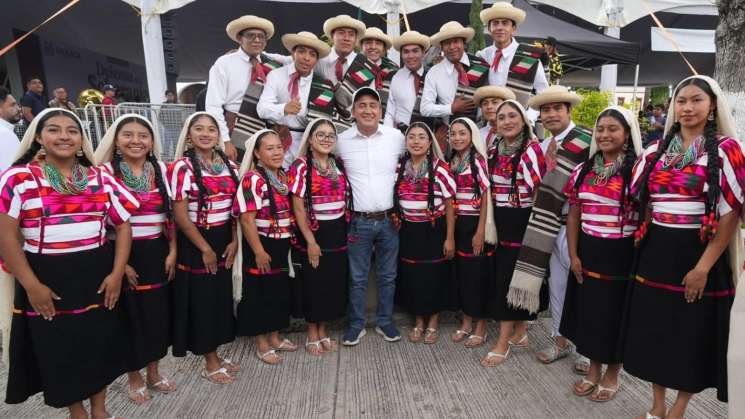 Celebra Nino Morales someter a consulta inciativa de Ley Indígena