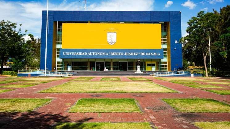 UABJO fortalece espacios educativos dignos y funcionales